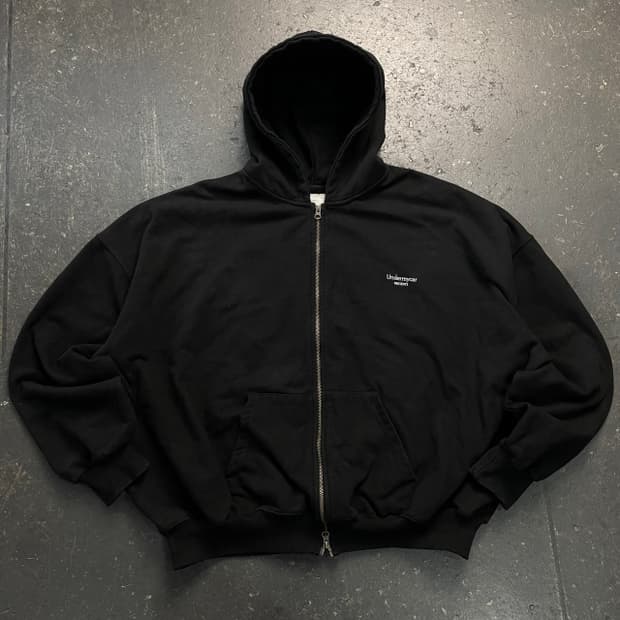 언더마이카 무 11 안티 로고플레이 후드집업 