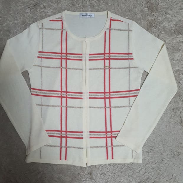 발렌시아가 올드스쿨 쿨링니트탑 상태 굿 사이즈 95