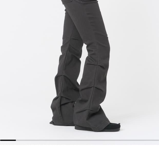 오늘만) 미세기서울 셔링 부츠컷 팬츠 차콜 2사이즈