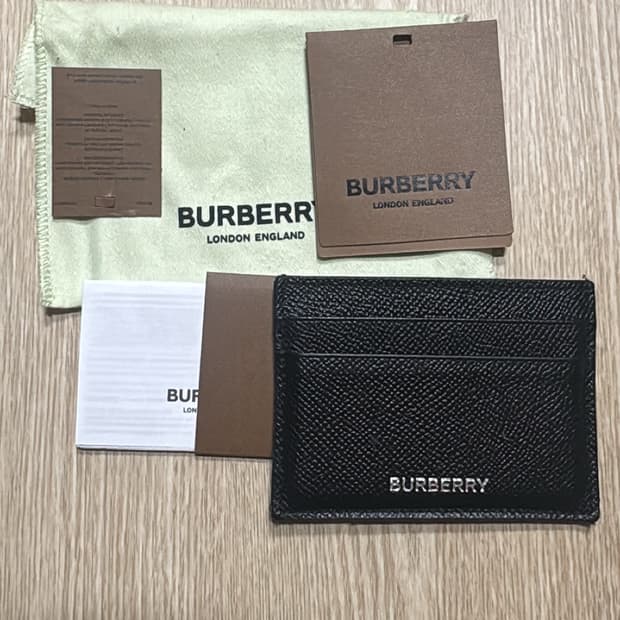 버버리카드지갑