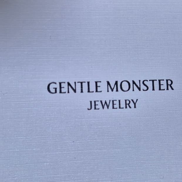 (새상품) 젠틀 몬스터 캐럿 02 실버 클리어