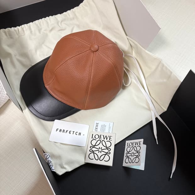 로에베 bicolor cap