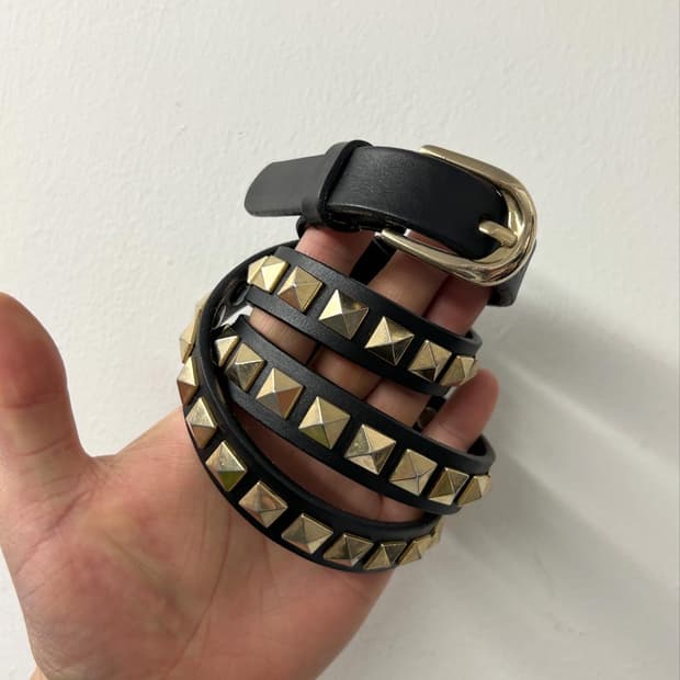 빈티지 레더 스터드 벨트