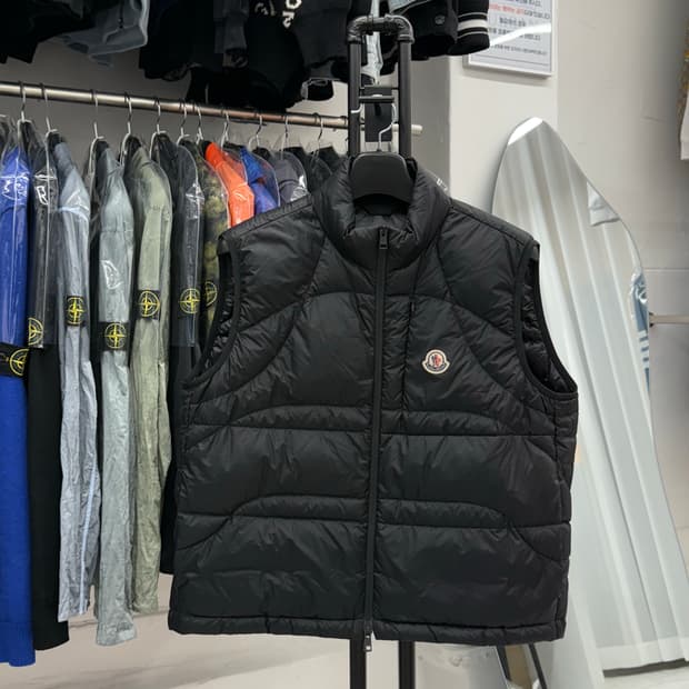 [2] 몽클레어 쿠르사 질렛 조끼패딩