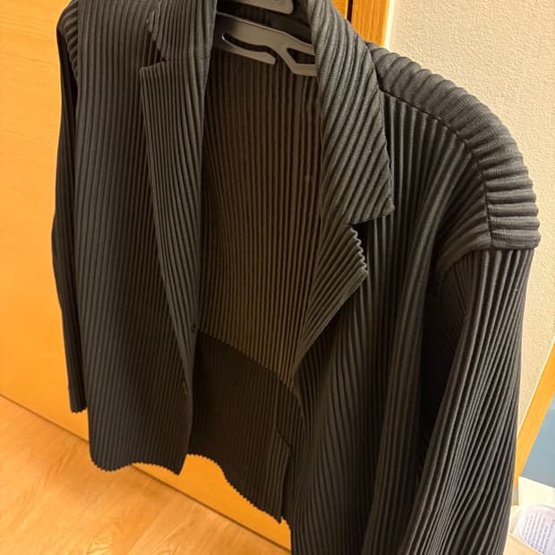 이세이미야케 옴므플리세 블랙 자켓
