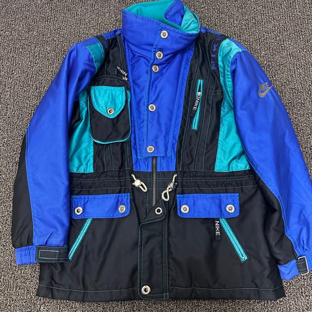 NIKE 나이키 올드스쿨 스키복 점퍼 자켓 100(L)