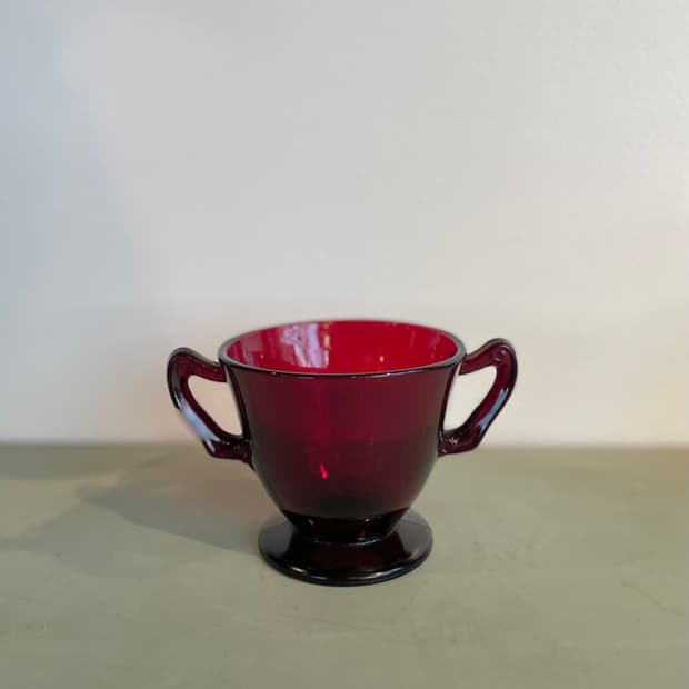 빈티지 루비레드 숏 양손 핸들 글라스