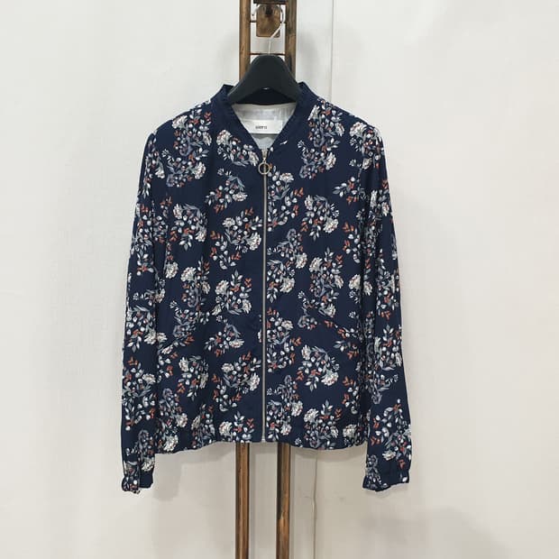 시에로 플라워 패턴 블루종 점퍼 85