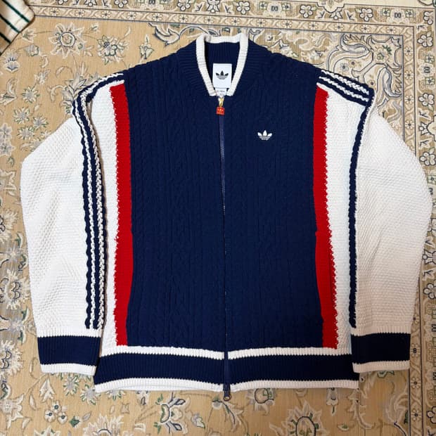 아디다스 레트로 리믹스 가디건