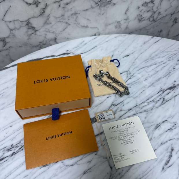 루이비통 버질아블로 모노그램 체인 팔찌
L사이즈 