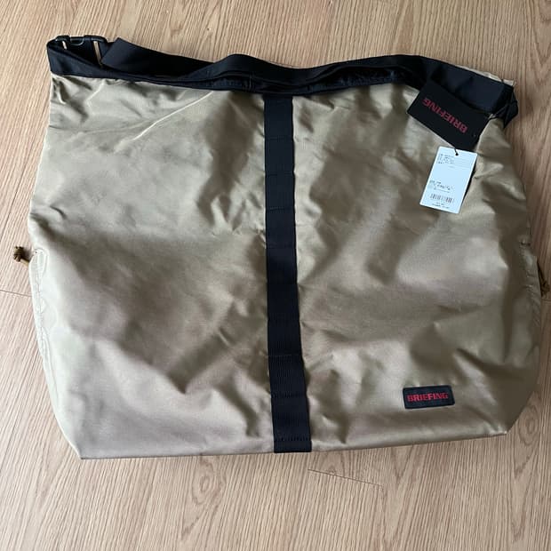 Briefing jumper L size (브리핑 가방)_새상품