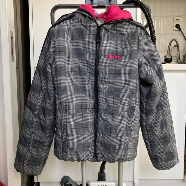 아디다스 neo경량패딩 s