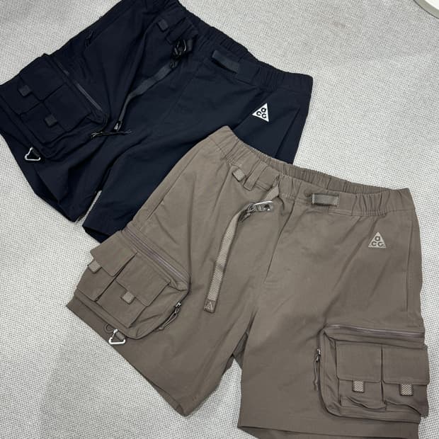 나이키 acg 카고 쇼츠 블랙&아이언 스톤 L 일괄판매
