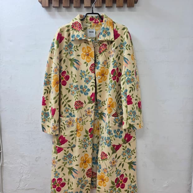 이태리 모스키노칩앤시크 플로럴코트