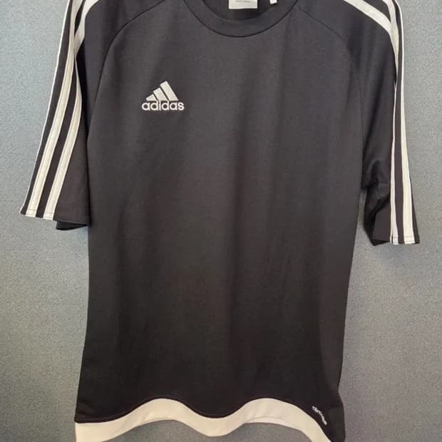 아디다스 반팔티