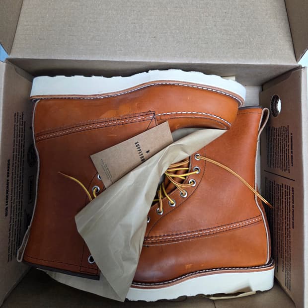 레드윙 8인치 목토 877