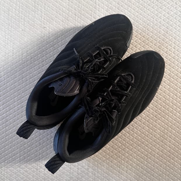 나이키 아스트라 트리플 블랙 240