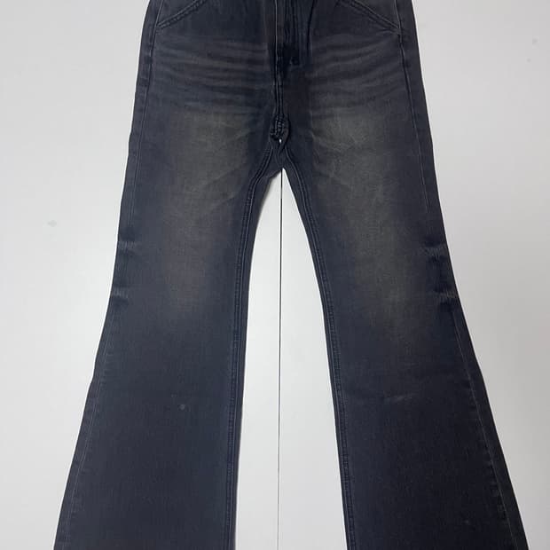 세터 부츠컷 블랙 데님 