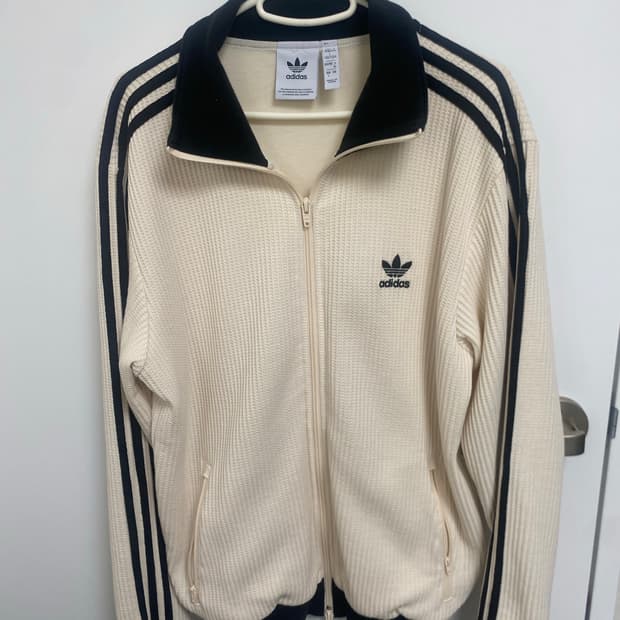 아디다스 베켄바우어 와플 트랙탑 L