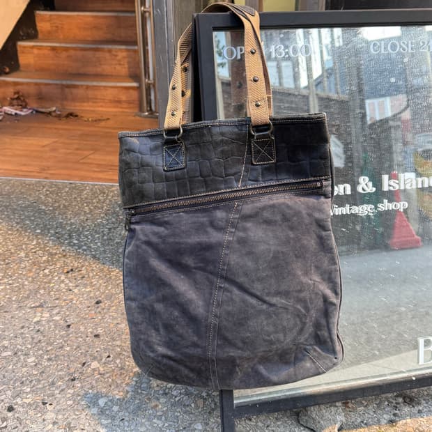 푸에르 자비에르 쿠 투톤 레더 토트백