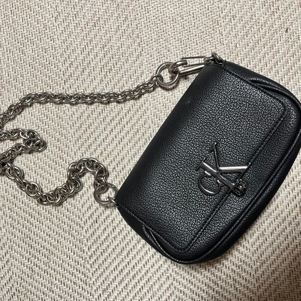 캘빈클라인 체인 숄더백 블랙 가죽 ck