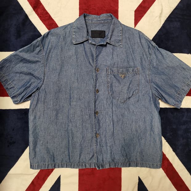 프라다 데님 반팔 셔츠