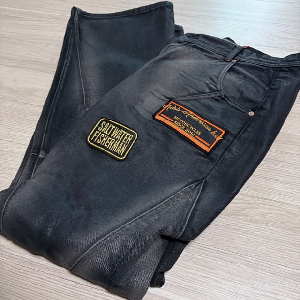 ADSB Patch spray washed wide leg jeans