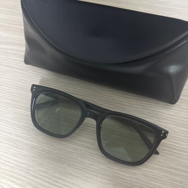 Gentle Monster Days Day Black Khaki