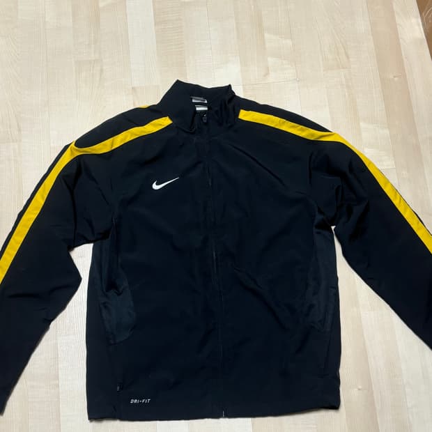 나이키 빈티지 바람막이