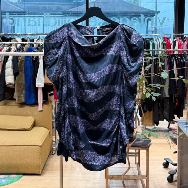 이자벨마랑 네이비 스트라이프 셔링 블라우스 