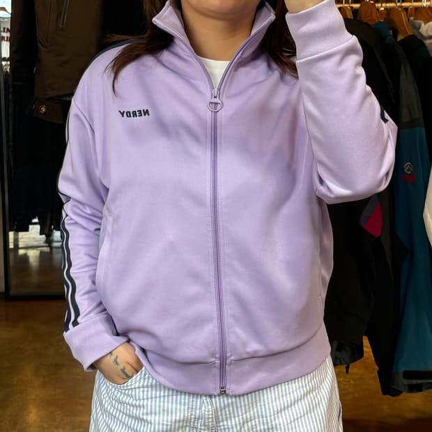 널디 사이드라인 연보라 트랙탑