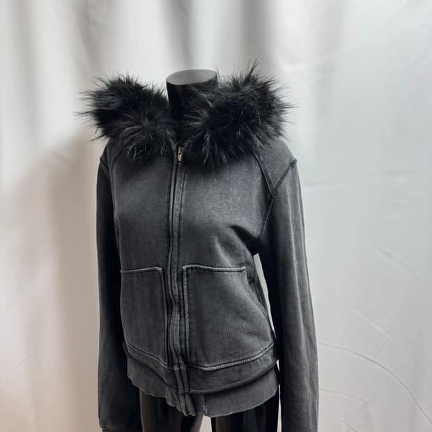 baccess 크롭 퍼 후드 집업 울프죠