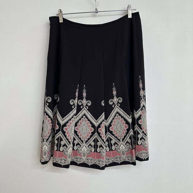 skirt