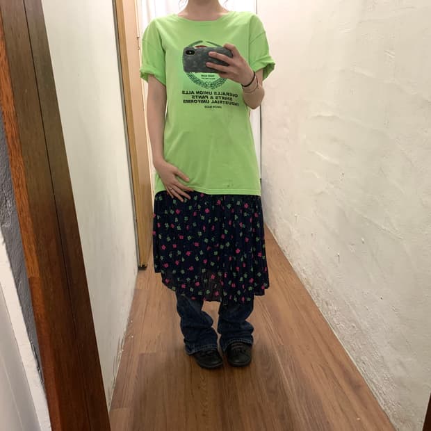 셀린느 미디 플리츠 스커트 클로버 패턴 디테일 네이비