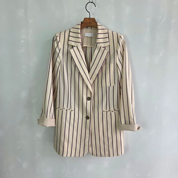 발렌시아 VALENCIA 린넨 블렌드 스트라이프 자켓 55