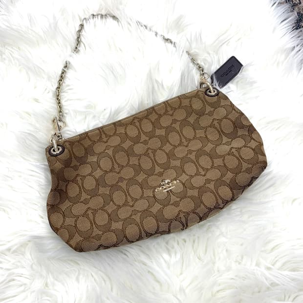 Coach basic shoulder bag 