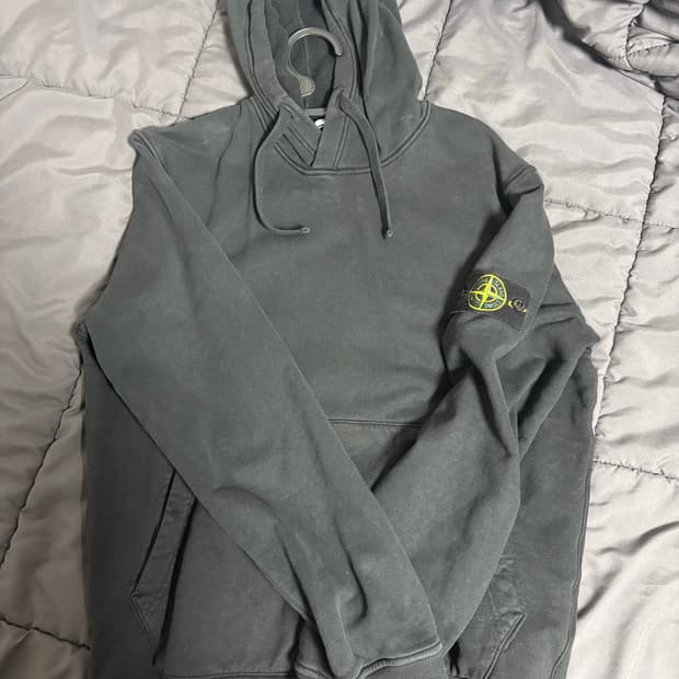 스톤아일랜드 후드티 m사이즈