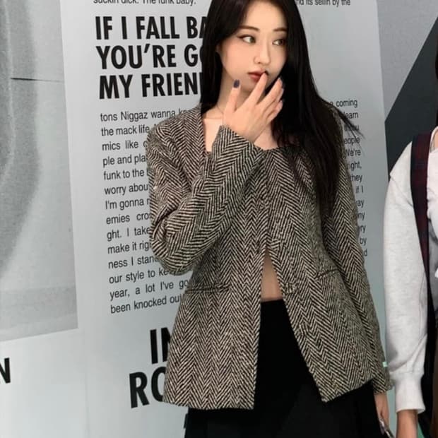 헤링본 스퀘어넥 자켓