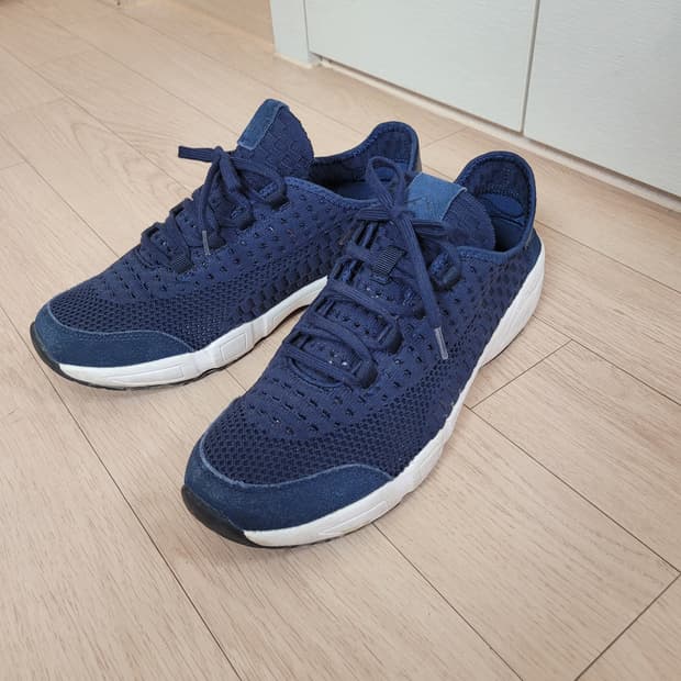 블루마운틴 Blue Mountain 남자 메쉬 운동화 285 네이비