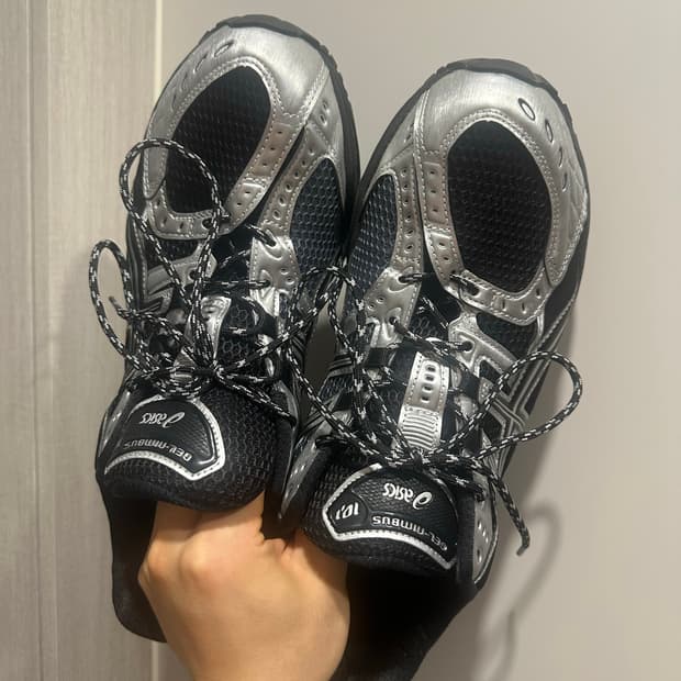 아식스 젤 님버스 10.1 블랙 퓨어 실버  285