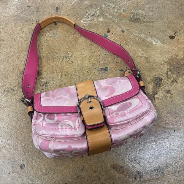 코치 핑크 C패턴 숄더백 가방 