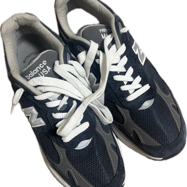 270] NEW BALANCE MR993NV