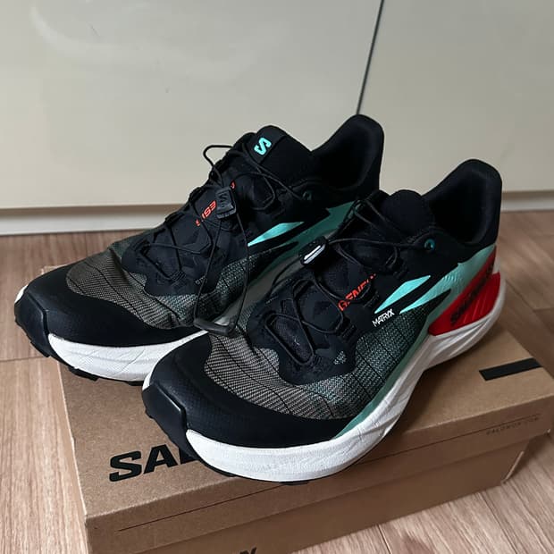 살로몬 제네시스 트레일러닝화 L47688200 265사이즈