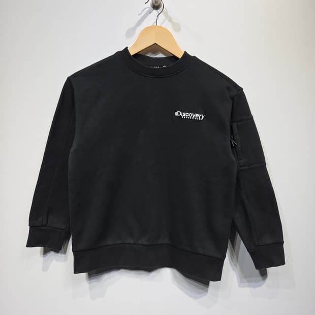 디스커버리 익스페디션 키즈 소매 포켓 맨투맨