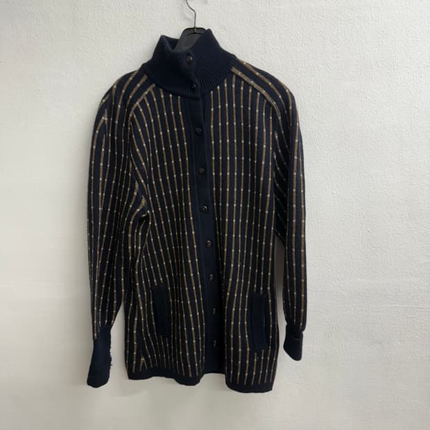 J. Tiktiner Women's Button Down 울 가디건 38