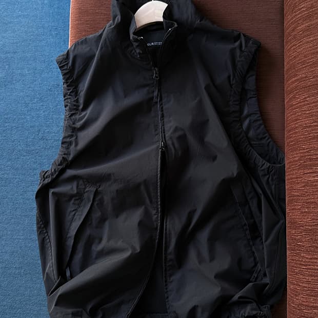 Washed puckering fabric 2way zip vest 