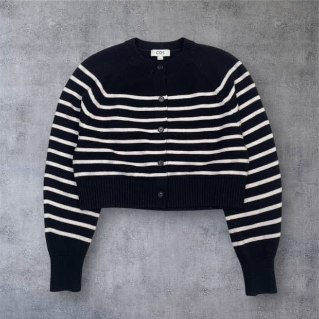 코스 COS 블랙 스트라이프 크롭 니트 가디건 S