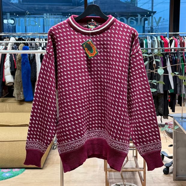 보스턴 트레이더스 딥 핑크 버드아이 패턴 울 니트 