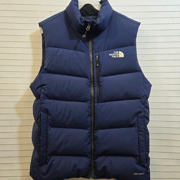 

노스페이스 네이비 패딩 조끼 DRYVENT
