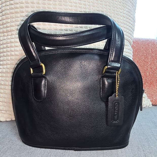 코치 쁘띠 펠햄 집 (Coach Petite Pelham Zip)